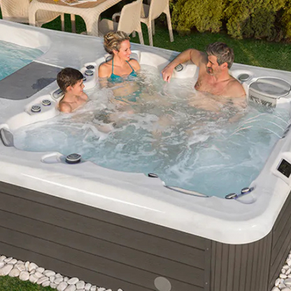 Rio Grande W-FLOW ( basen + jacuzzi )
